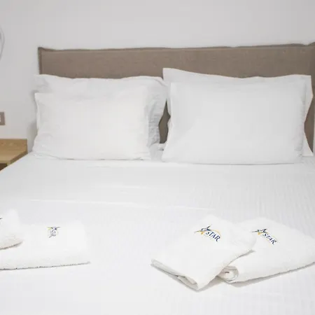 Star Hotel *
