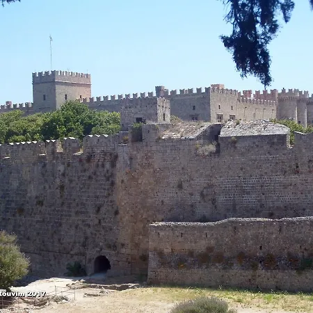 Star Rhodes City
