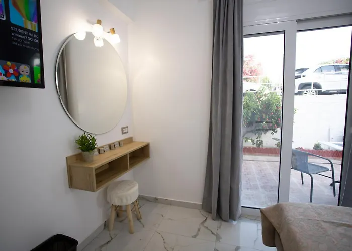 星辰酒店 * Rhodes City