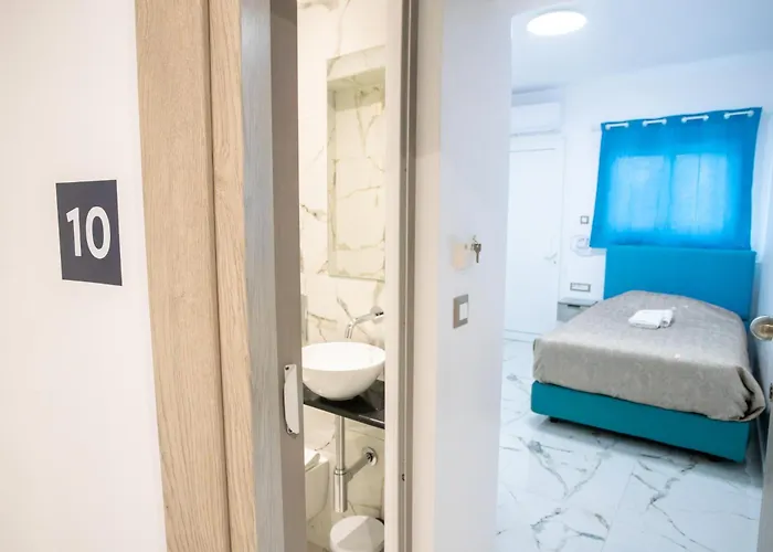 星辰酒店 * Rhodes City